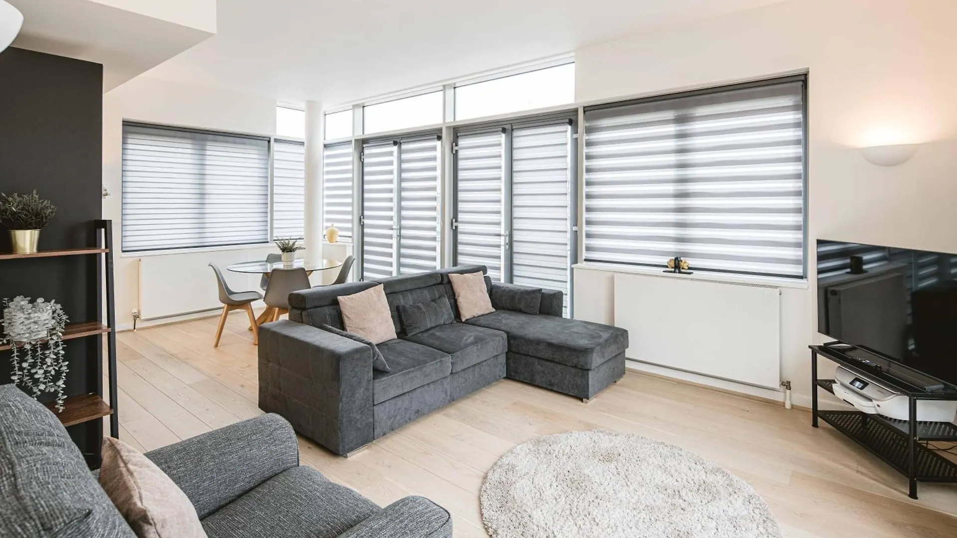 Beautiful Penthouse Apartment With Private Terrace In Greenwich Peninsula London United Kingdom