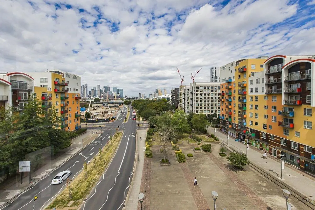 Beautiful Penthouse Apartment With Private Terrace In Greenwich Peninsula London United Kingdom